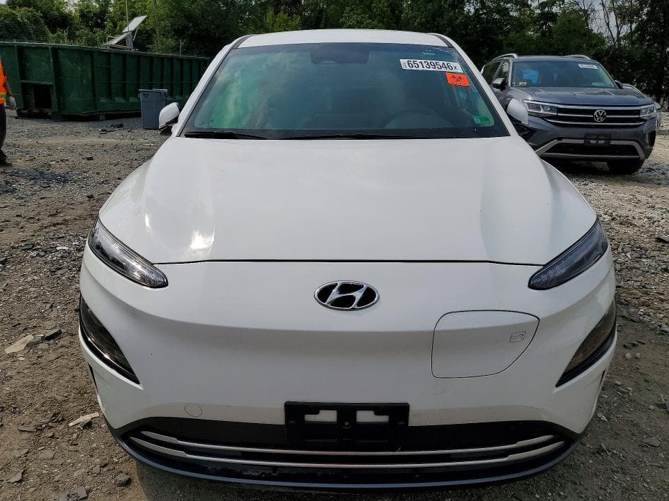 2023 HYUNDAI KONA SE 5
