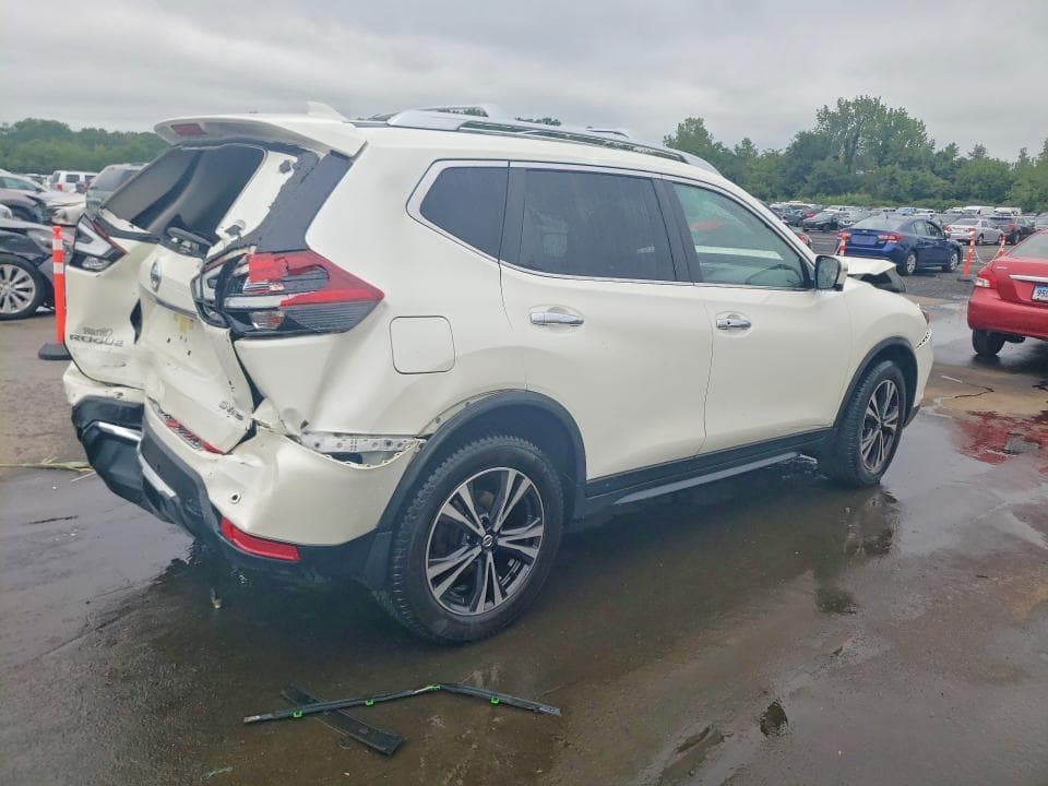 2019 NISSAN ROGUE SV 3