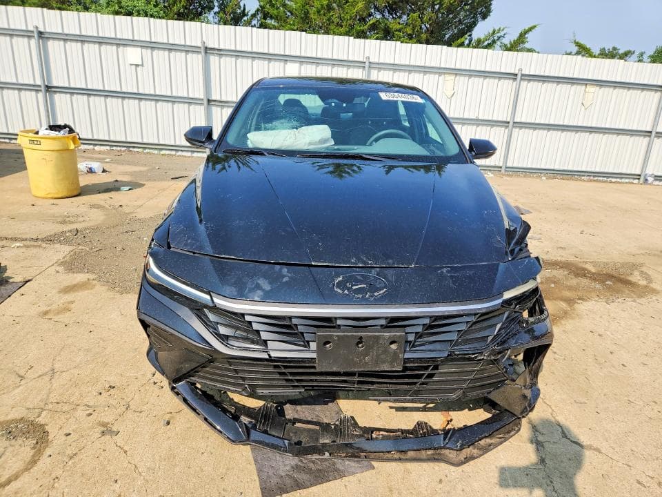 2024 HYUNDAI ELANTRA SEL 5