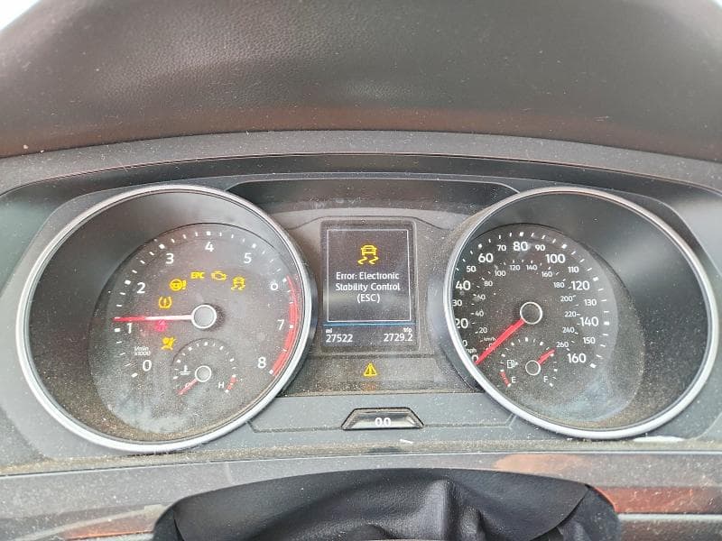 2021 VOLKSWAGEN TIGUAN SE 9