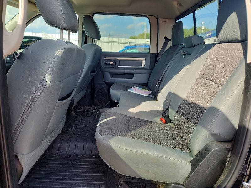 2017 RAM 1500 SLT 10