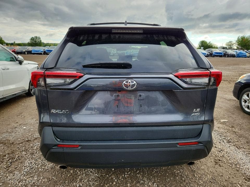 2020 TOYOTA RAV4 LE 6