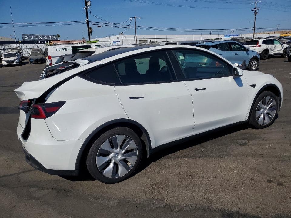 2023 TESLA MODEL Y 3