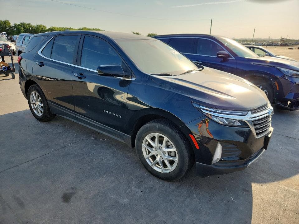 2022 CHEVROLET EQUINOX LT 4