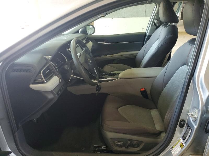 2019 TOYOTA CAMRY LE 7