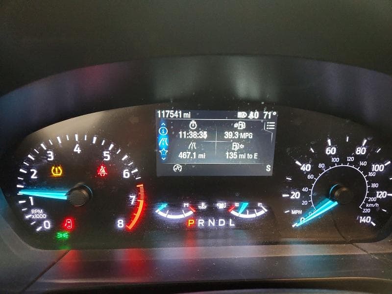 2020 FORD ESCAPE SE 9
