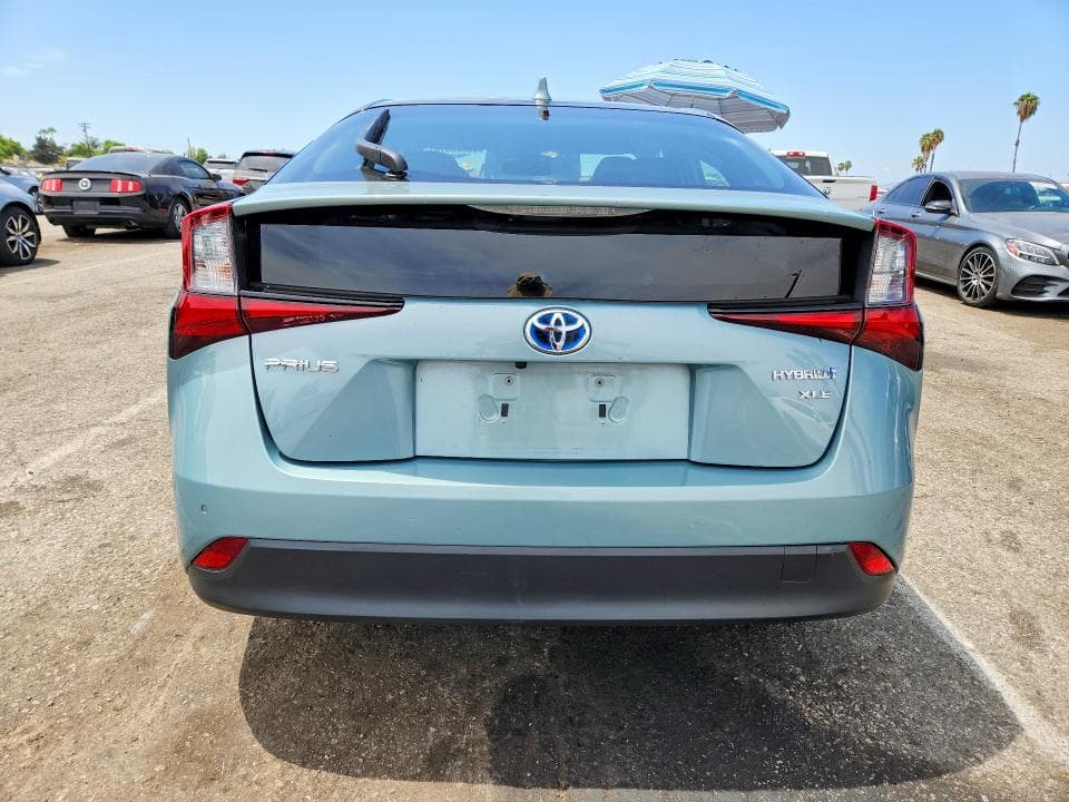 2022 TOYOTA PRIUS NIGHT SHADE 6