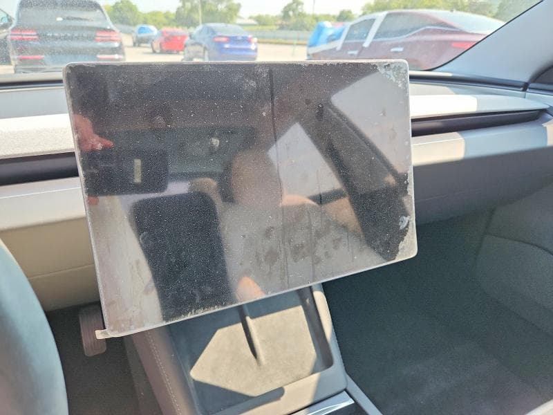 2026 TESLA MODEL 3 9