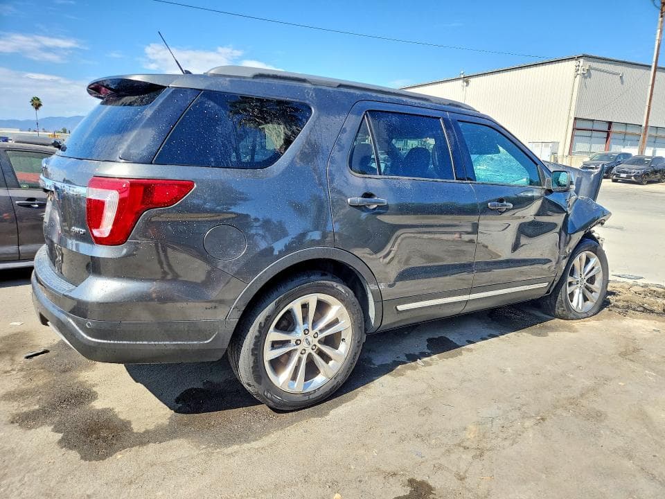 2019 FORD EXPLORER XLT 3