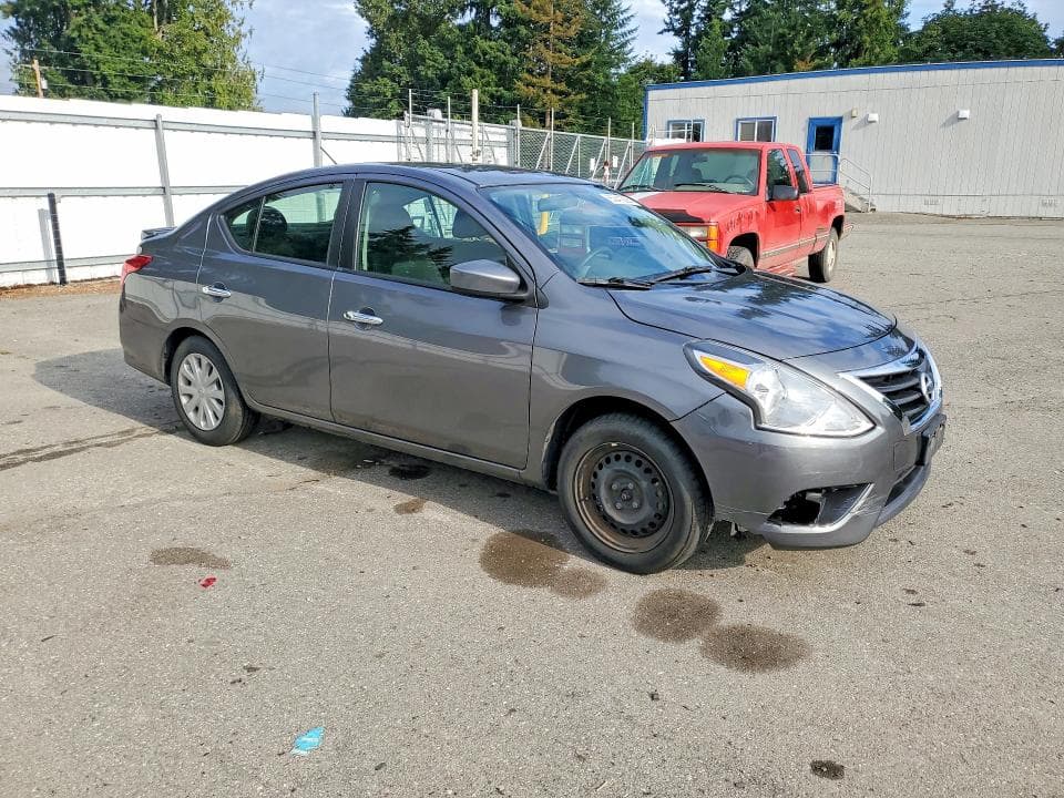 2019 NISSAN VERSA SV 4
