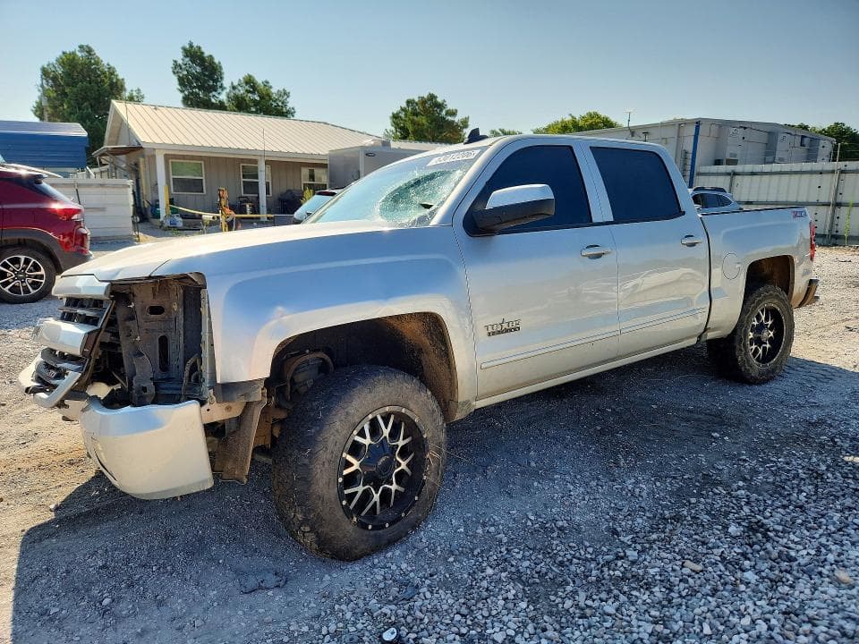 2018 CHEVROLET SILVERADO K1500 LT - 1