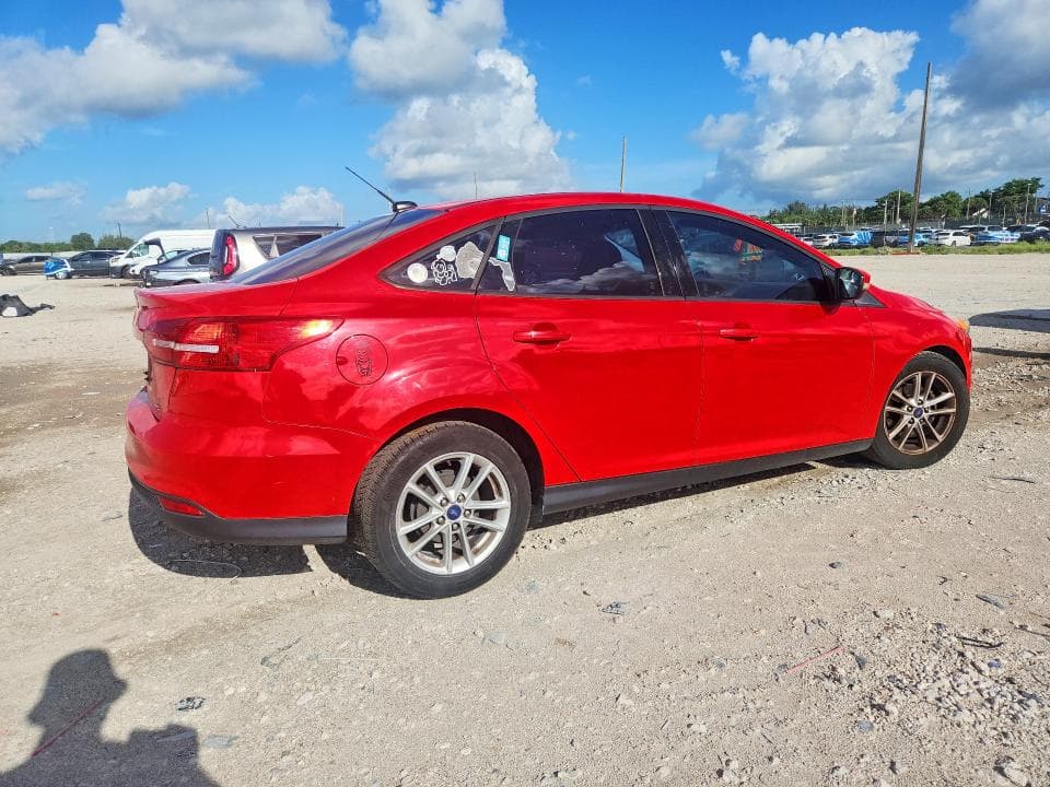 2017 FORD FOCUS SE 3
