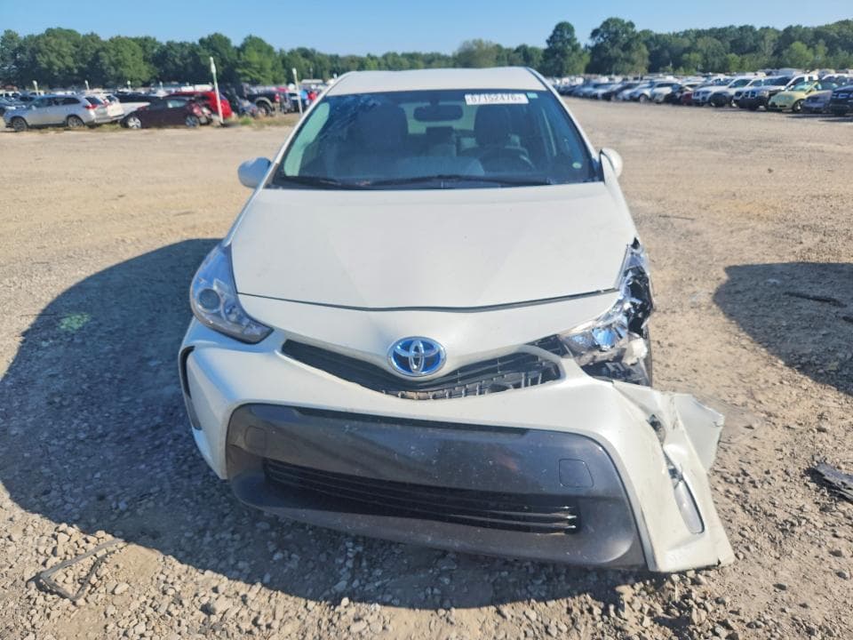 2017 TOYOTA PRIUS V FOUR 5