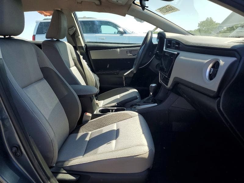 2017 TOYOTA COROLLA LE 7
