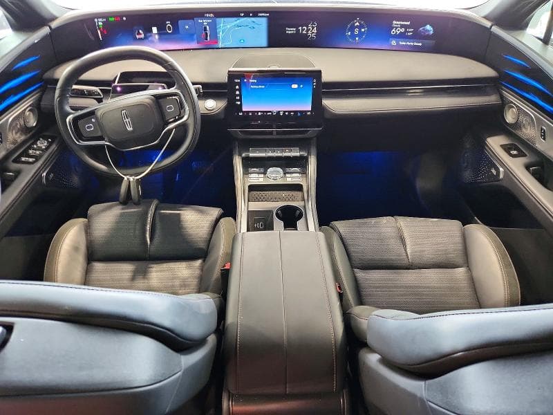 2025 LINCOLN NAUTILUS RESERVE 8