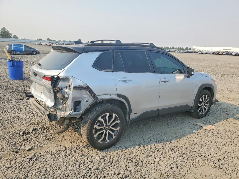 2023 TOYOTA COROLLA CROSS HYBRID SE 3