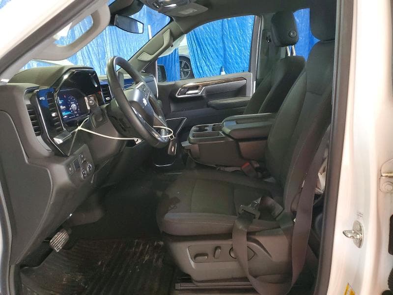2023 CHEVROLET SILVERADO C1500 LT 7