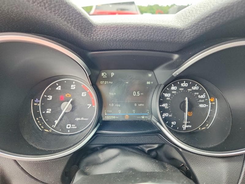 2018 ALFA ROMEO STELVIO 9