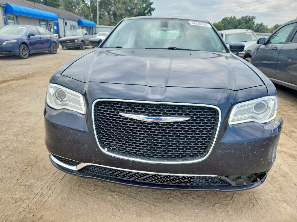 2017 CHRYSLER 300 LIMITED 5