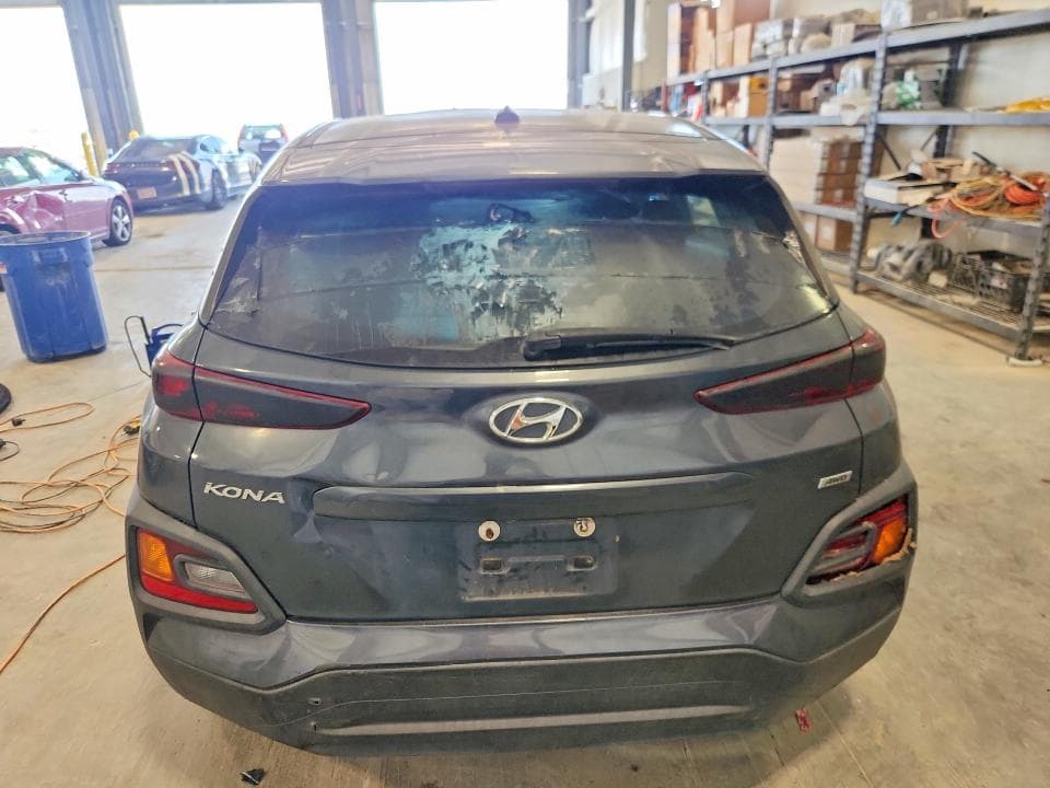 2021 HYUNDAI KONA SE 6