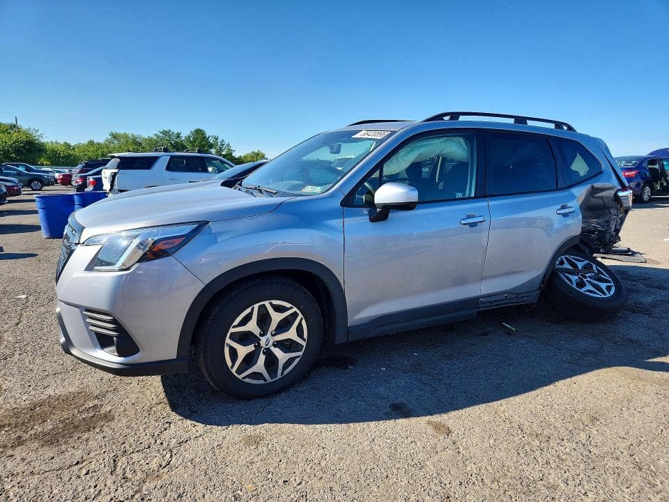 2022 SUBARU FORESTER PREMIUM - 1