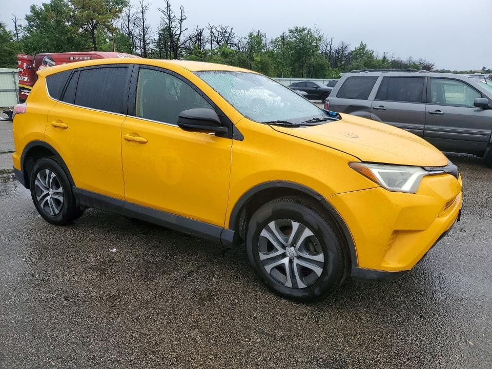 2018 TOYOTA RAV4 LE 4
