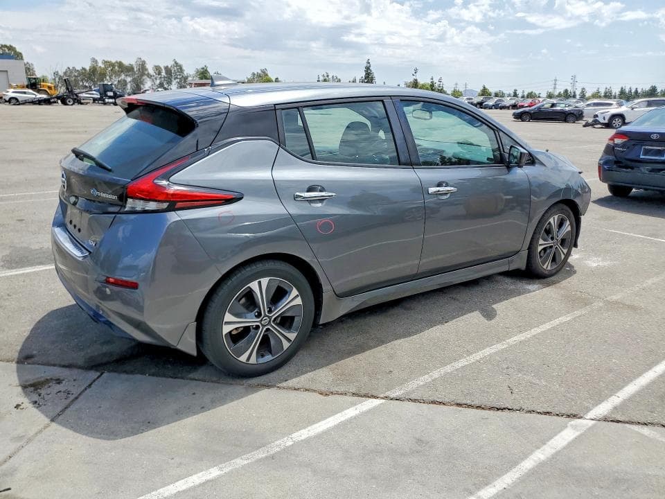 2020 NISSAN LEAF SV 3