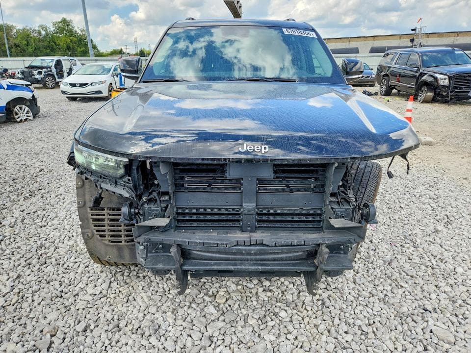 2023 JEEP GRAND CHEROKEE L LIMITED 5