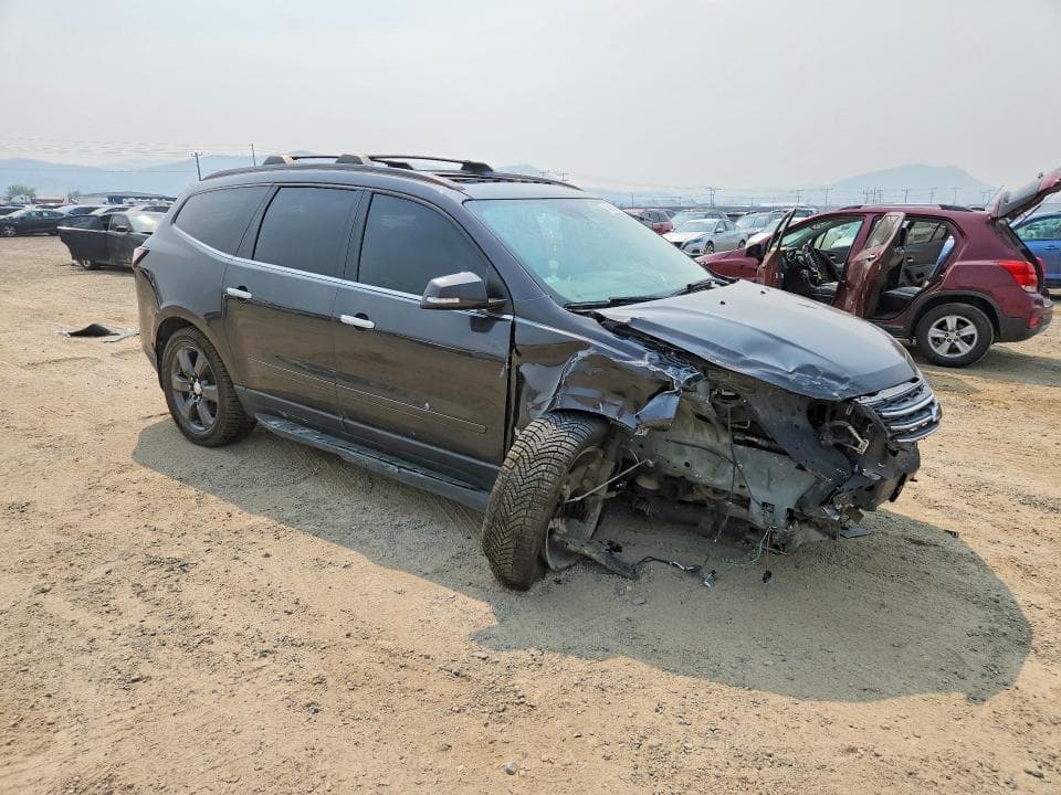 2017 CHEVROLET TRAVERSE LT 4