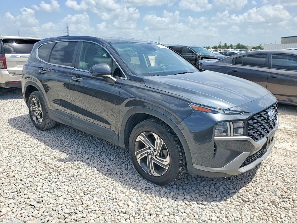 2022 HYUNDAI SANTA FE SE 4