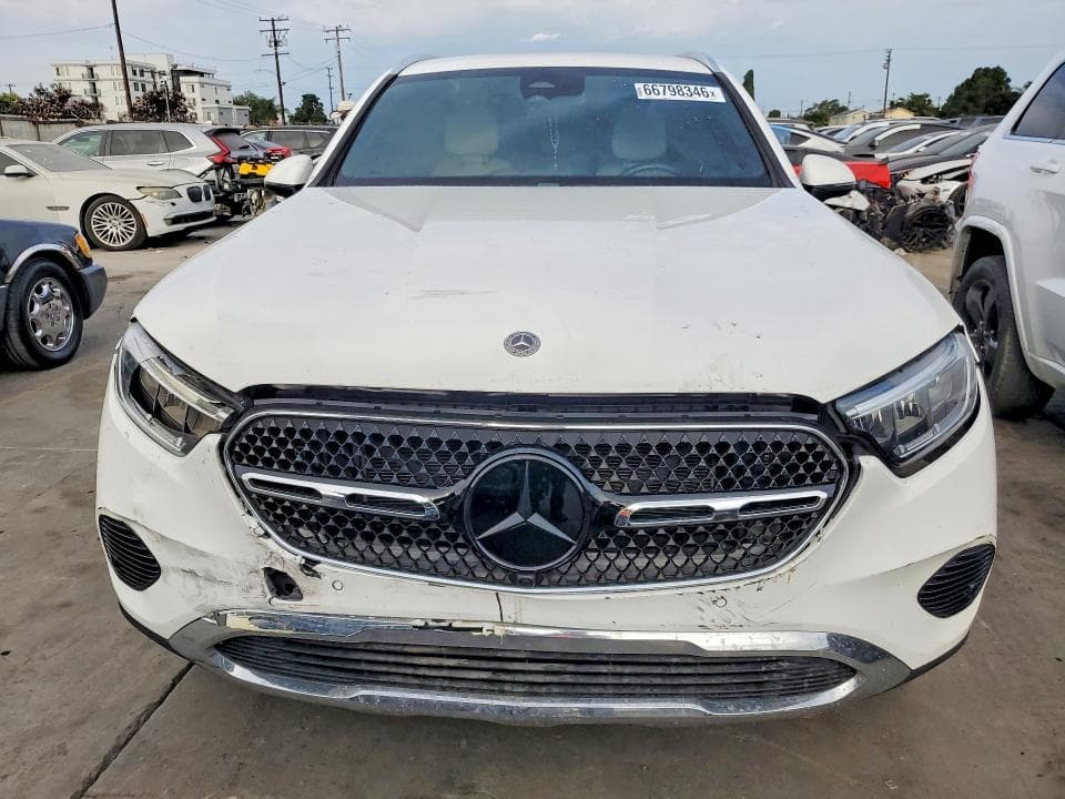 2023 MERCEDES-BENZ GLC 300 5