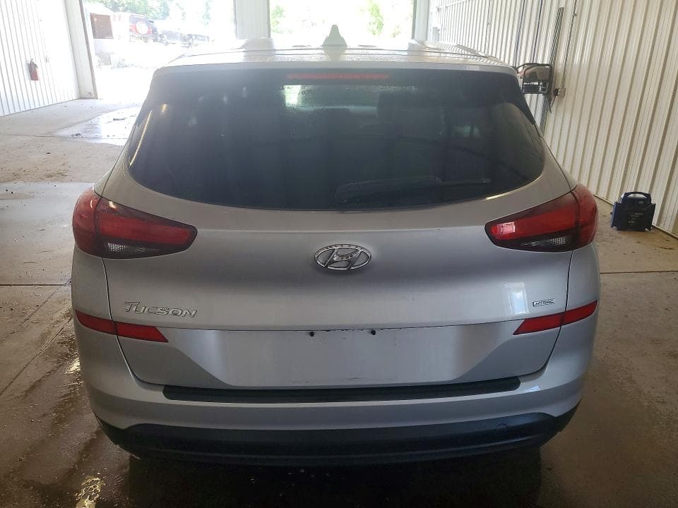 2020 HYUNDAI TUCSON SE 6
