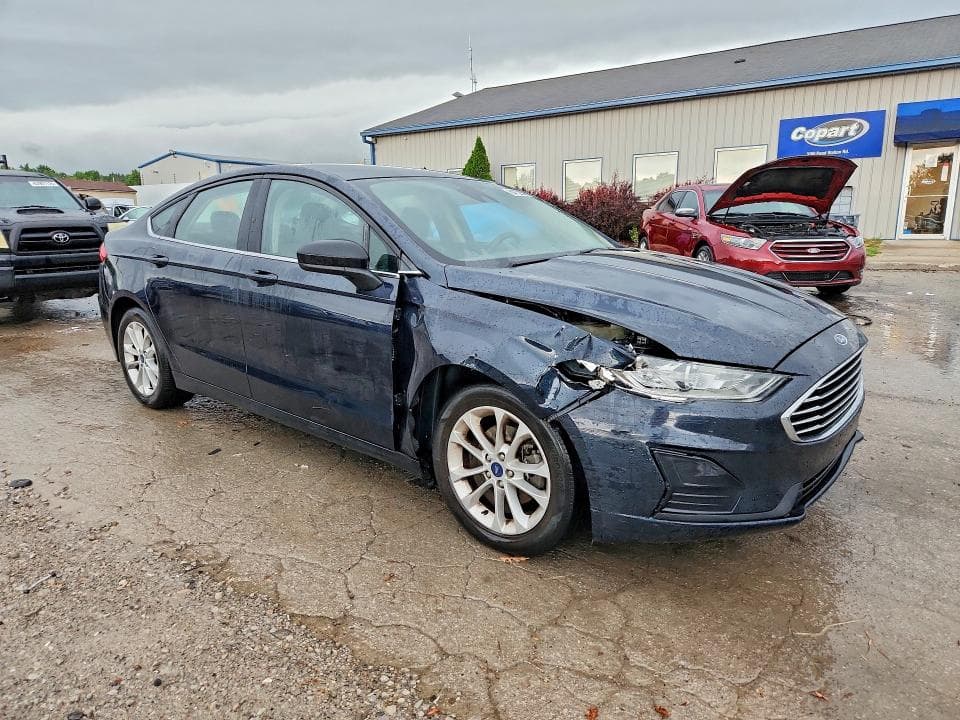 2020 FORD FUSION SE 4