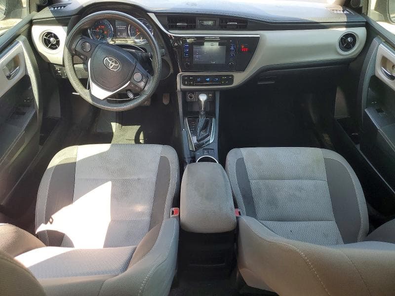 2018 TOYOTA COROLLA LE 8