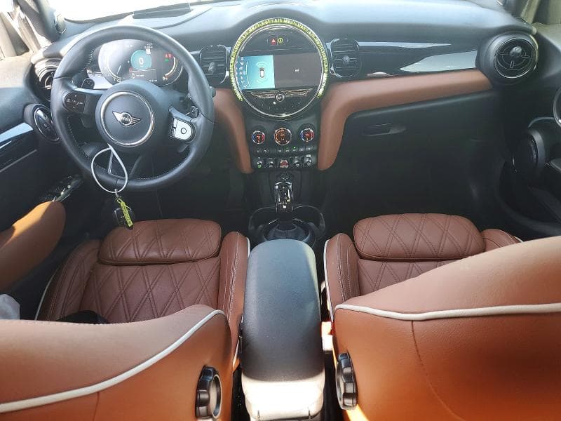2024 MINI COOPER S 8