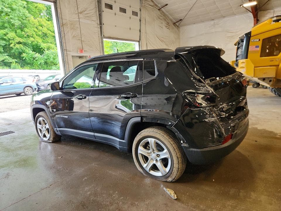 2023 JEEP COMPASS LATITUDE 2
