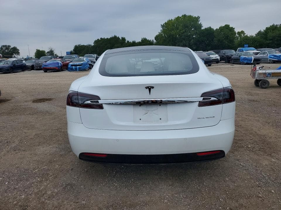 2020 TESLA MODEL S 6