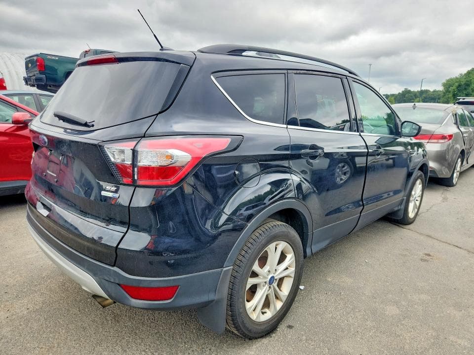 2018 FORD ESCAPE SE 3