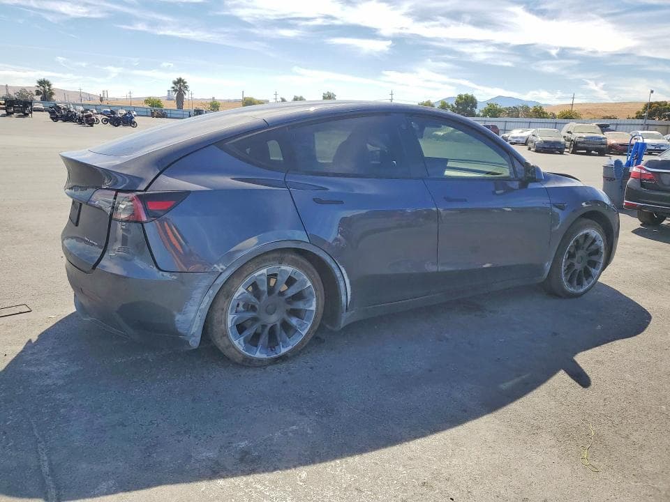 2021 TESLA MODEL Y 3