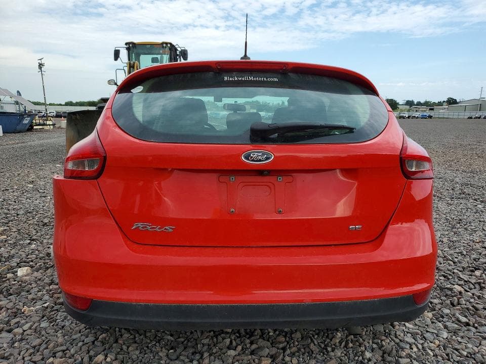 2017 FORD FOCUS SE 6