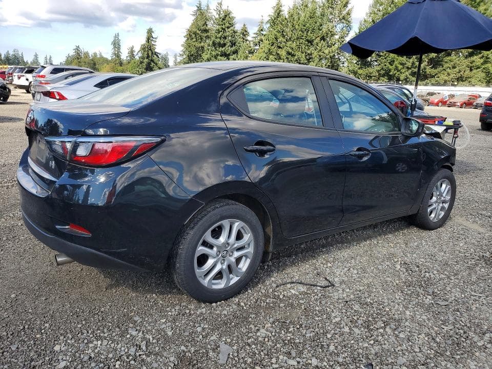 2018 TOYOTA YARIS IA BASE 3
