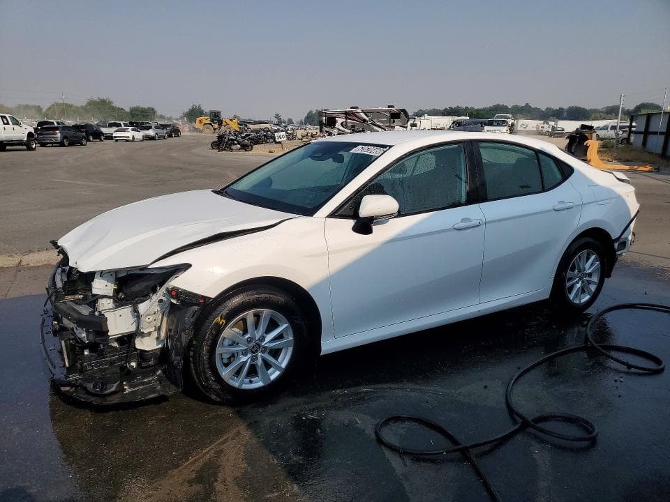 2025 TOYOTA CAMRY LE - 1