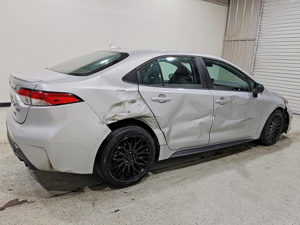 2021 TOYOTA COROLLA SE 3