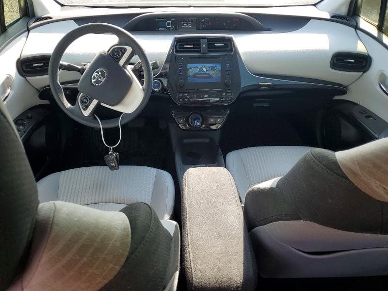 2018 TOYOTA PRIUS TWO 8