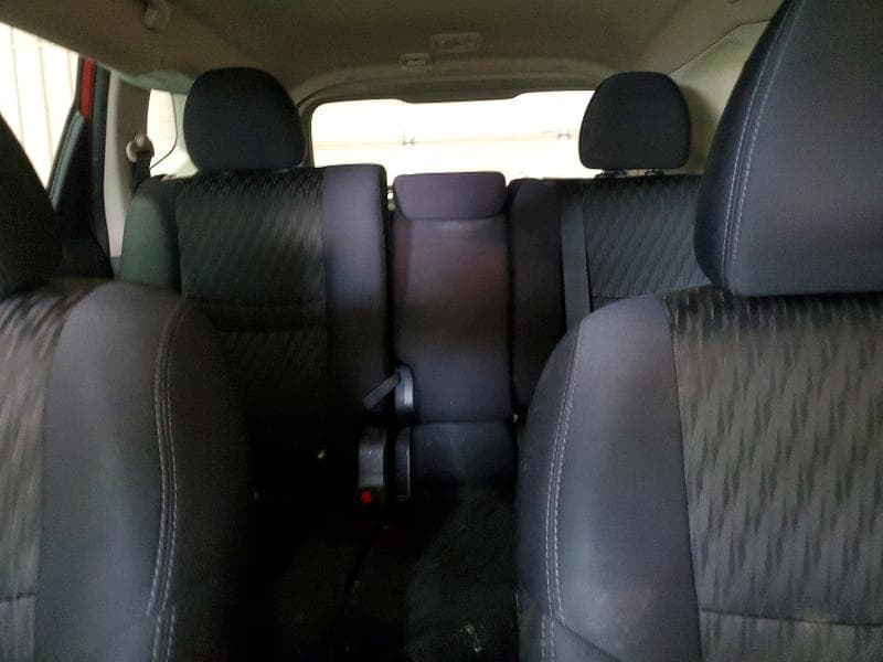 2019 NISSAN ROGUE S 10