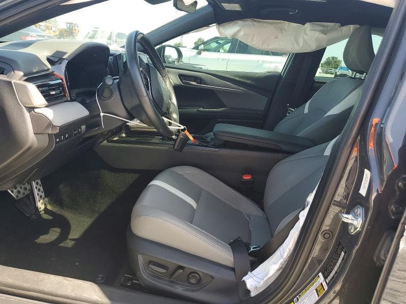 2025 TOYOTA CAMRY SE 7