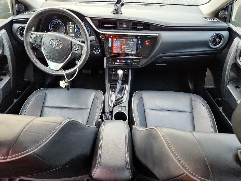 2018 TOYOTA COROLLA XLE 8