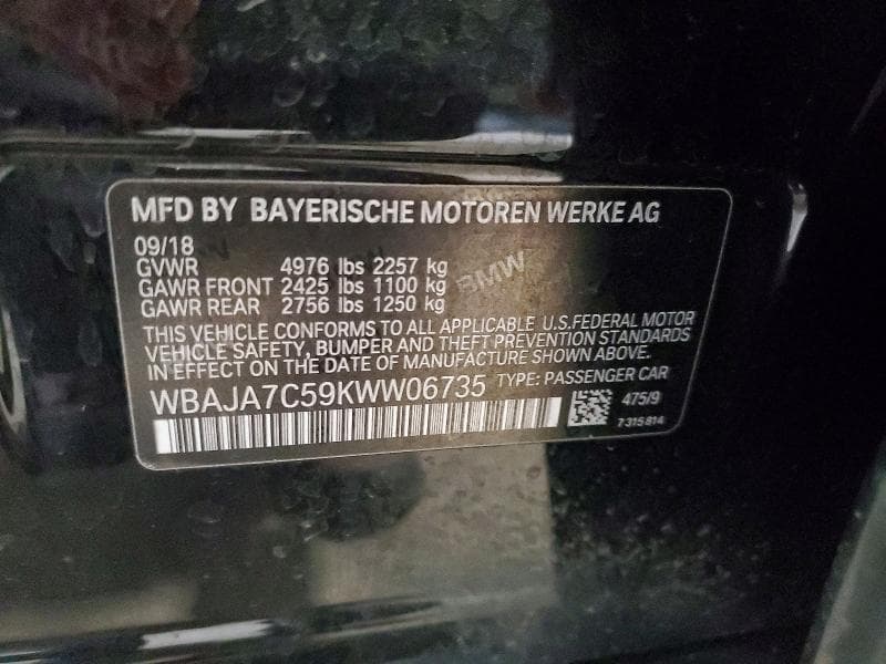 2019 BMW 530 XI 12