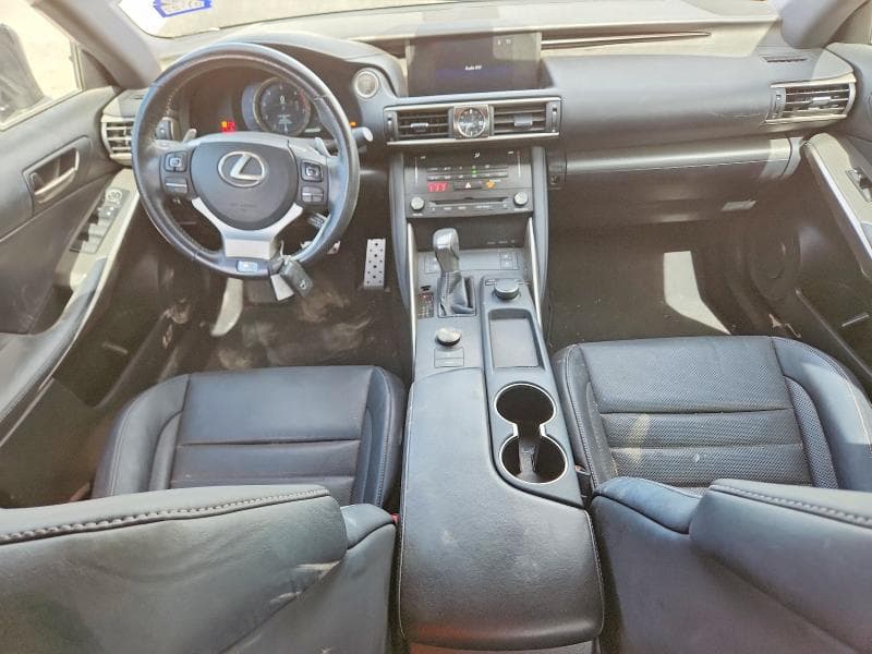 2017 LEXUS IS 200T 8