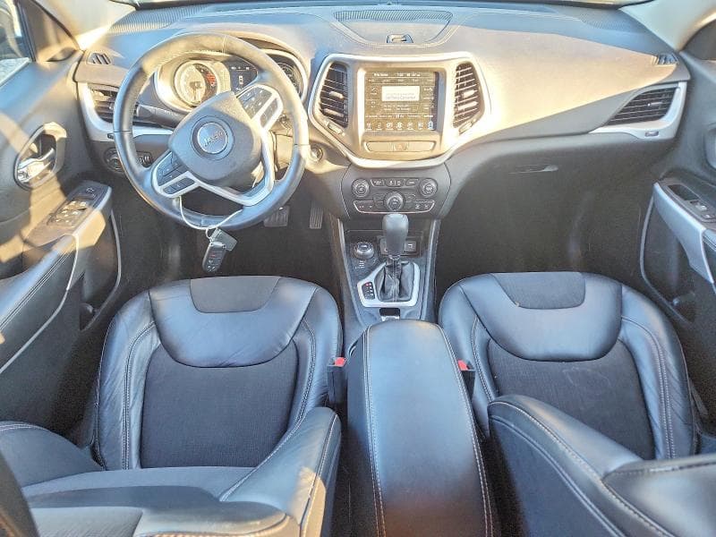 2018 JEEP CHEROKEE LATITUDE PLUS 8